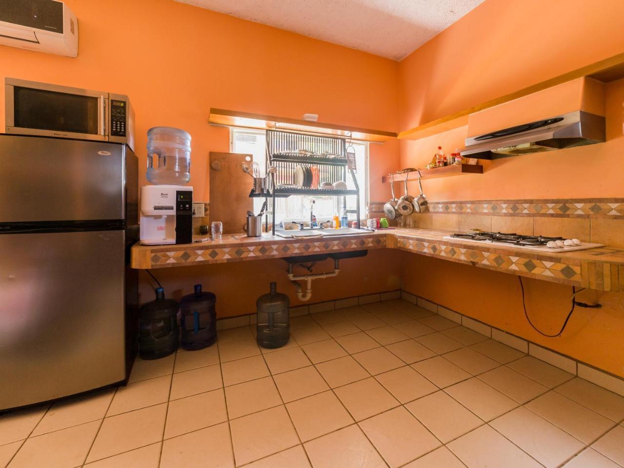 A Piece Of Ground Hostel Punta Gorda Exterior photo